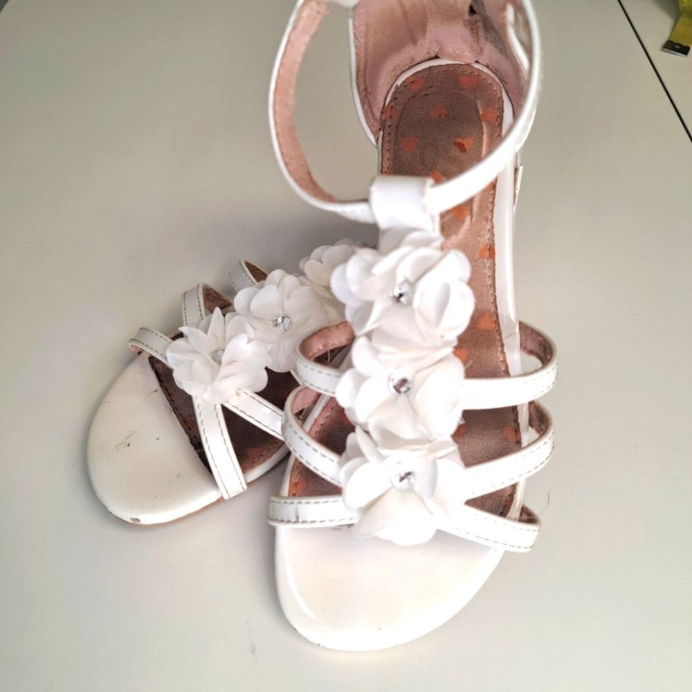 White Flower Jewel Sandals Easter Summer